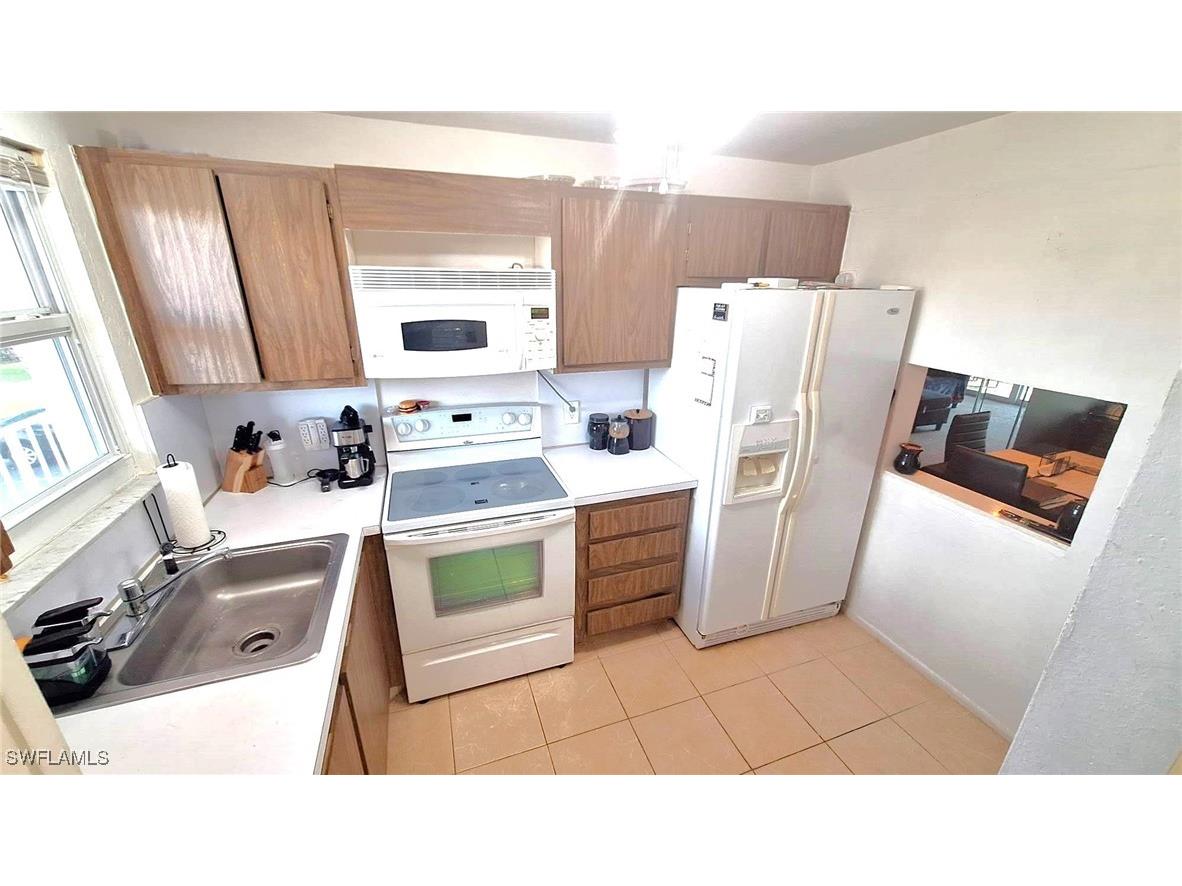 160 Turtle Lake Court #204 Naples FL 34105 224079944 image12