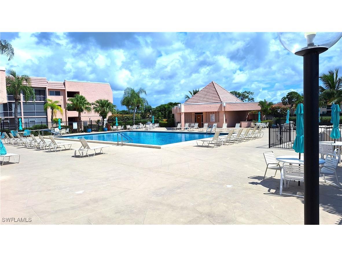 160 Turtle Lake Court #204 Naples FL 34105 224079944 image16