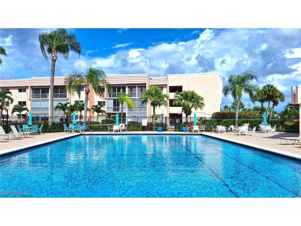 160 Turtle Lake Court #204 Naples FL 34105 224079944 image17