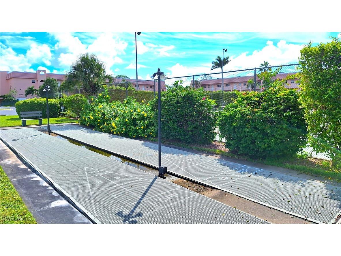 160 Turtle Lake Court #204 Naples FL 34105 224079944 image25