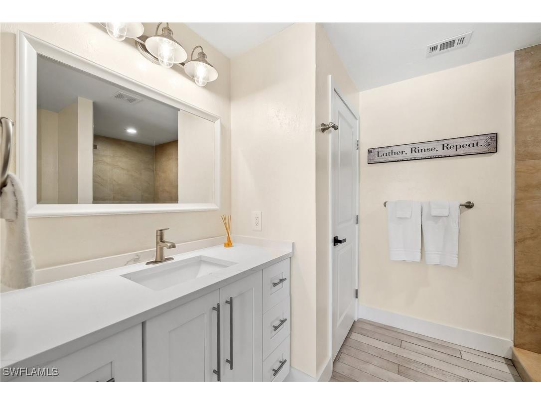 1600 Edith Esplanade Cape Coral FL 33904 225028582 image32