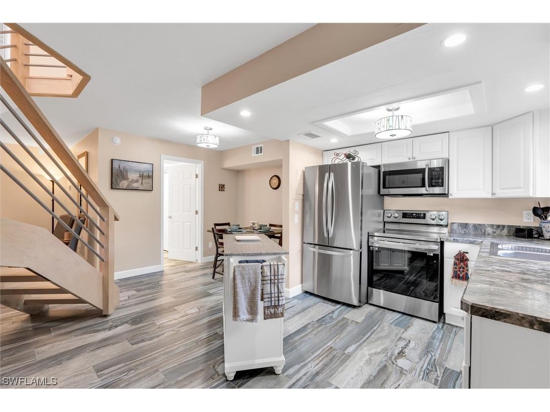 16001 Amberwood Lake Court #3 Fort Myers FL 33908 223067110 image1