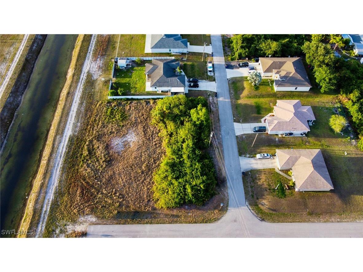 1610 Loraine Avenue S Lehigh Acres FL 33976 225034163 image1