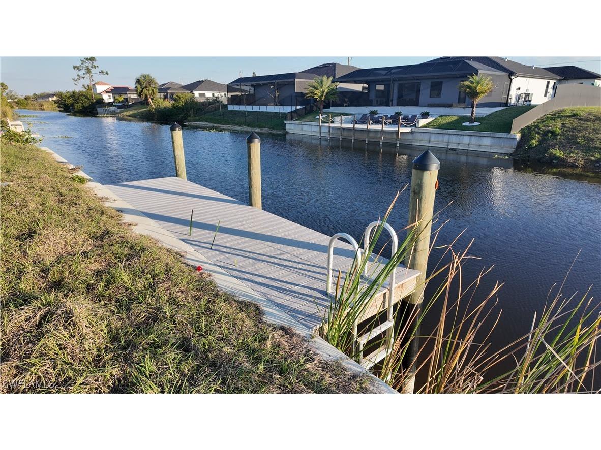 1610 NE 12th Terrace Cape Coral FL 33909 225014664 image1