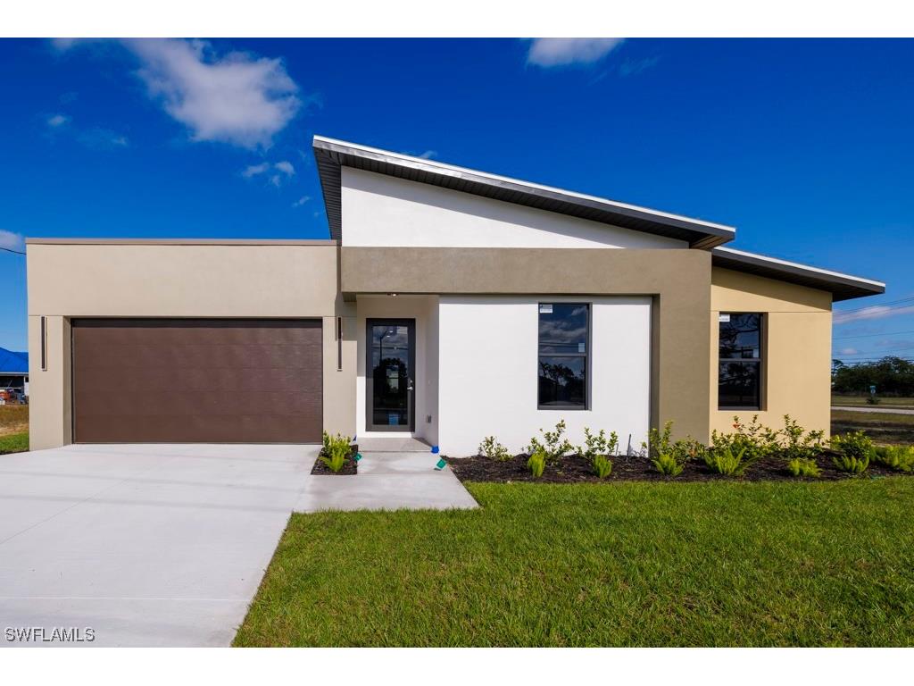 1613 N Gator Circle Cape Coral FL 33909 223039063 image1