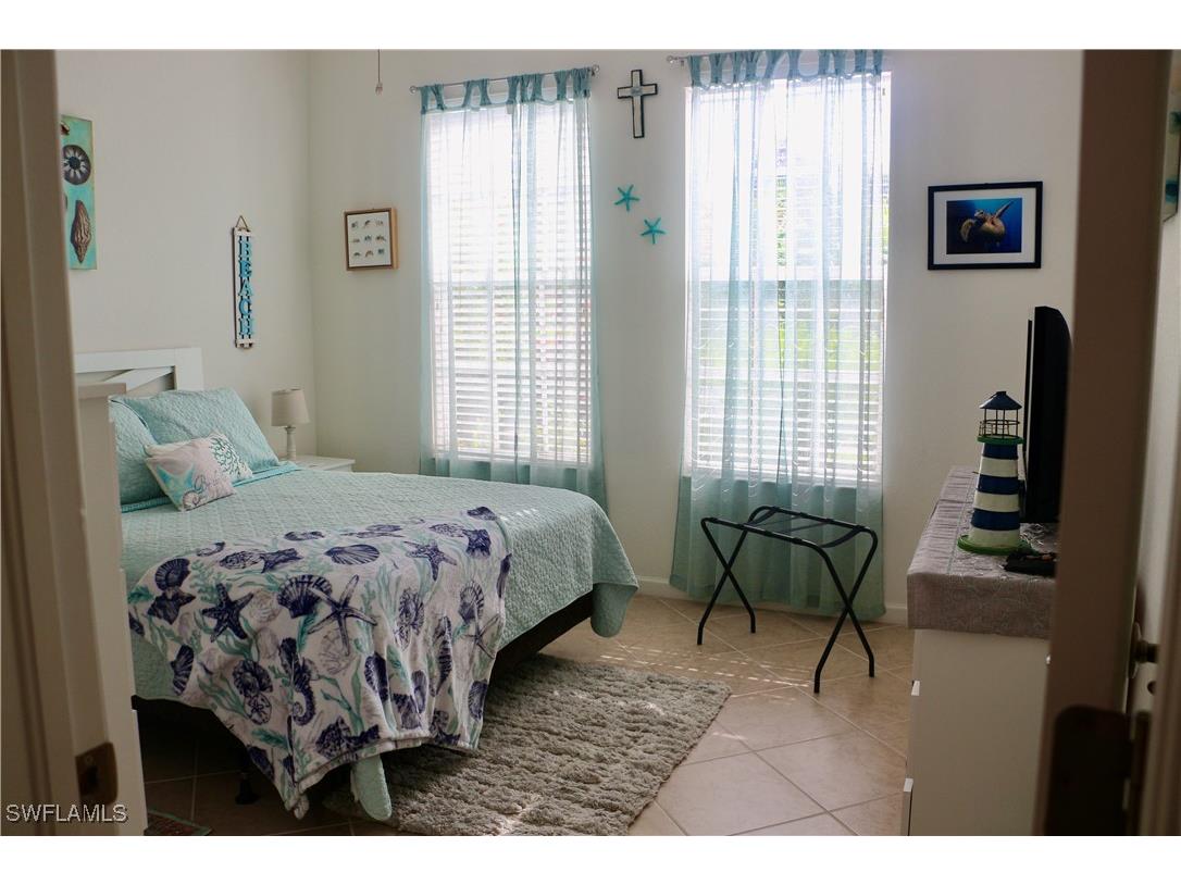 16192 Parque Lane Naples FL 34110 225043320 image10