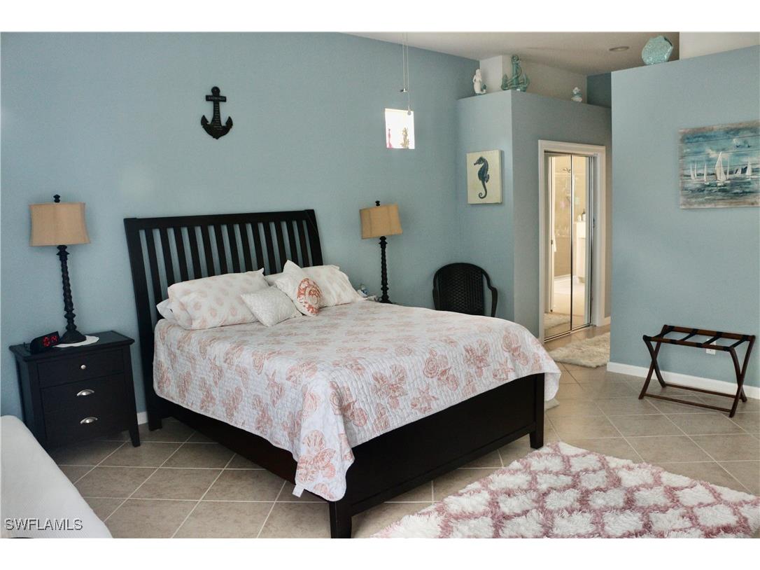 16192 Parque Lane Naples FL 34110 225043320 image14