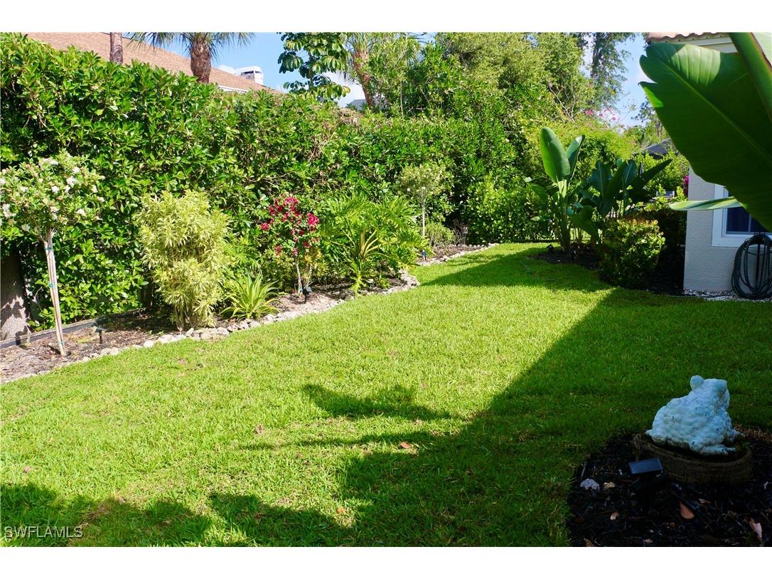 16192 Parque Lane Naples FL 34110 225043320 image18