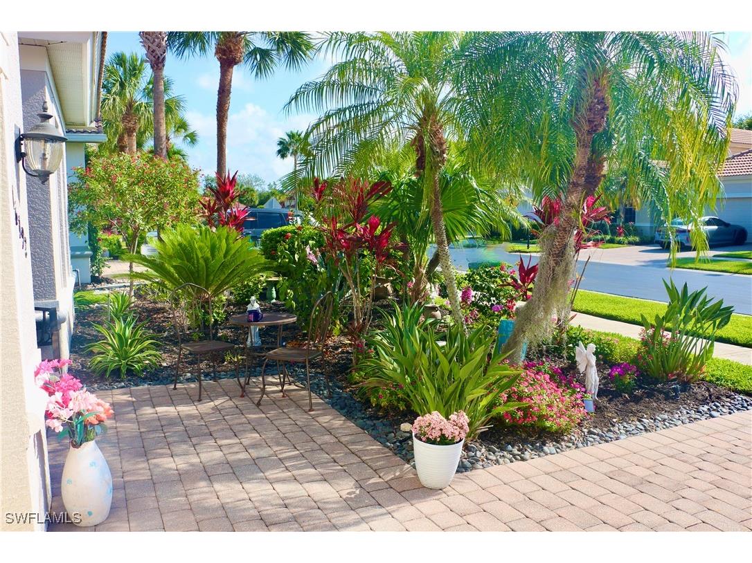 16192 Parque Lane Naples FL 34110 225043320 image3