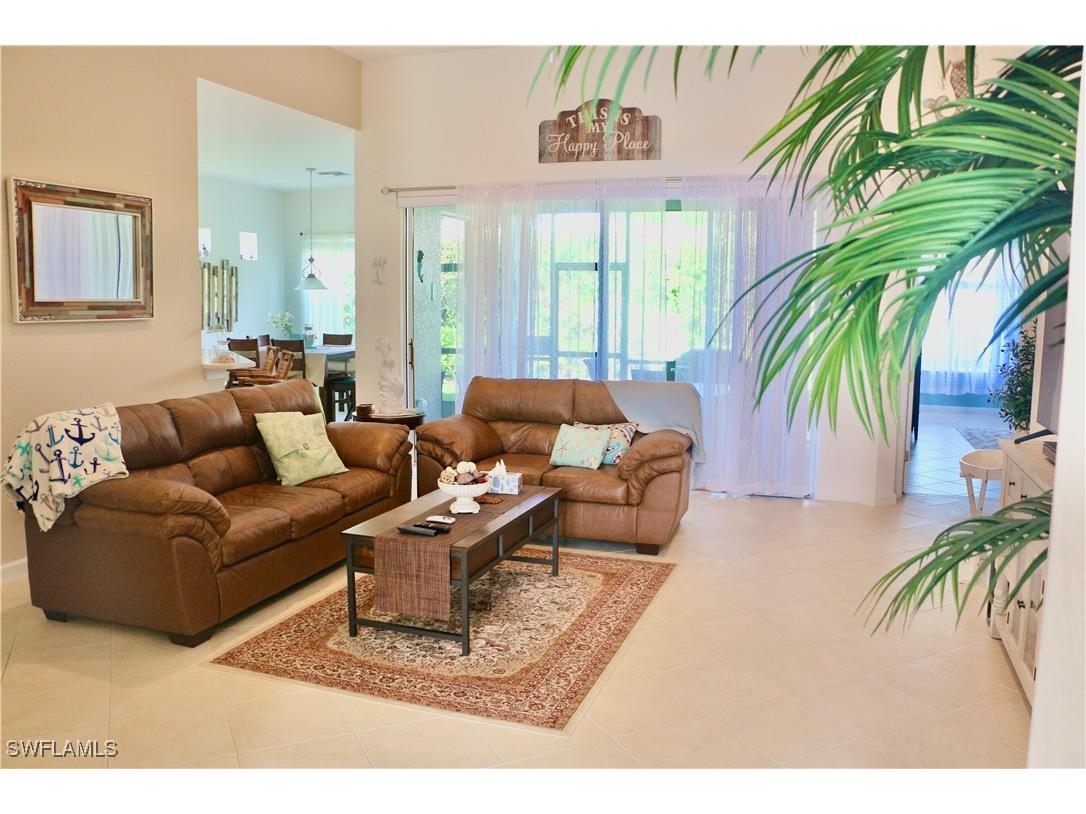 16192 Parque Lane Naples FL 34110 225043320 image6