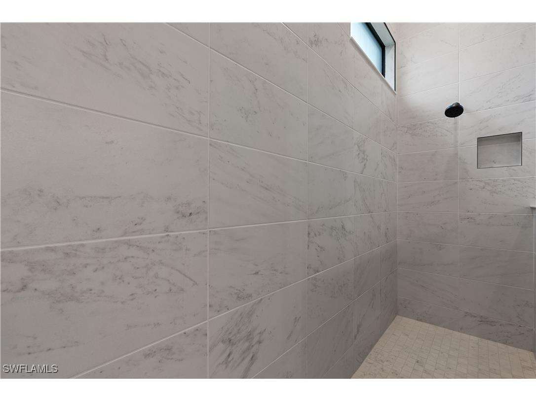 16198 Verilyn Circle Naples FL 34110 225041558 image22