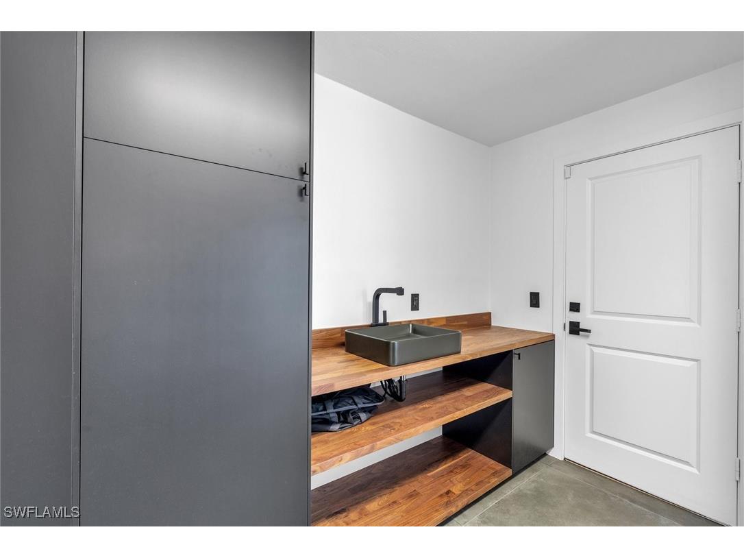 1627 Murex Lane Naples FL 34102 225033423 image40