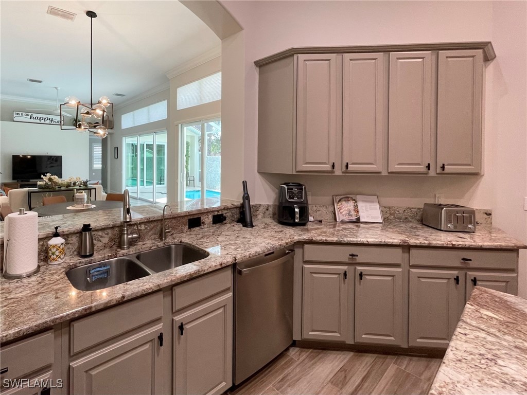 1628 Cayman Court #2 Naples FL 34119 225005166 image32