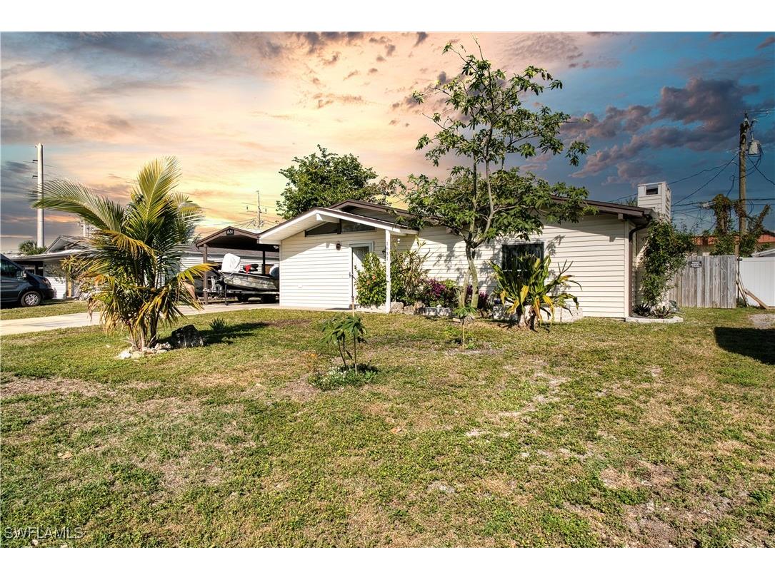 1631 North Drive Fort Myers FL 33907 224098320 image1