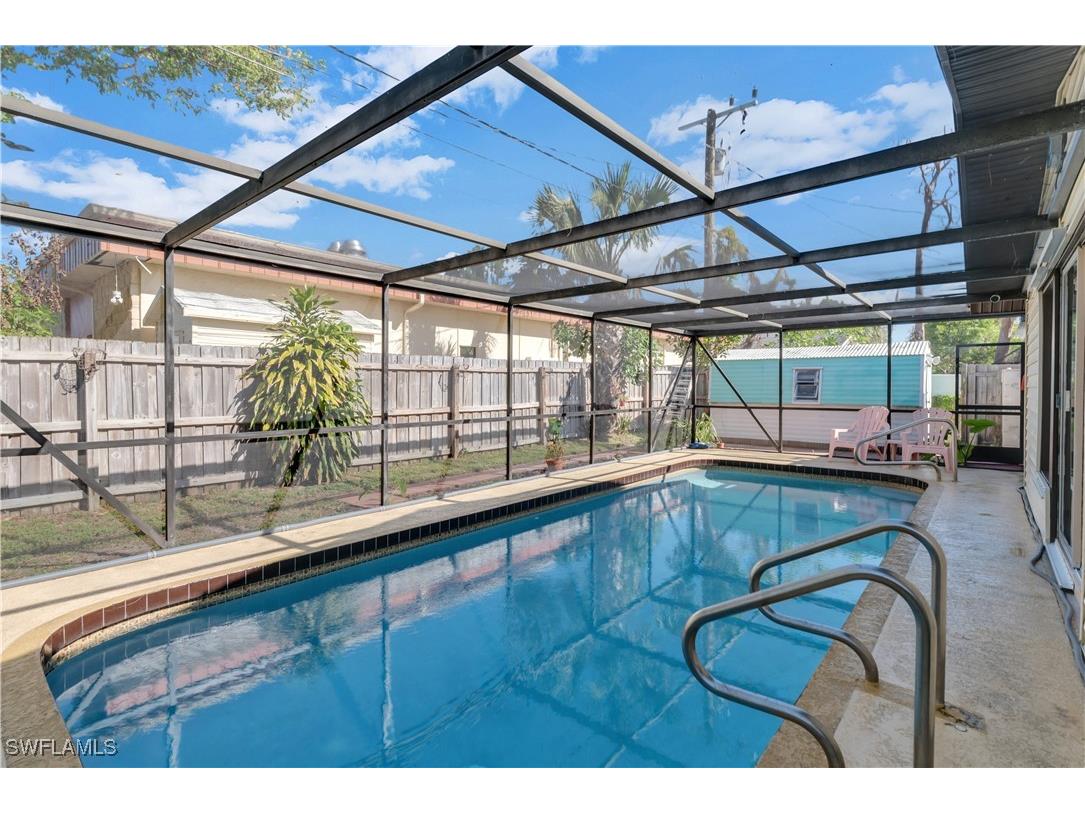 1631 North Drive Fort Myers FL 33907 224098320 image23