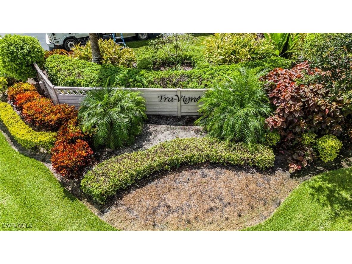 164 Via Perignon #8-4 Naples FL 34119 225043178 image1