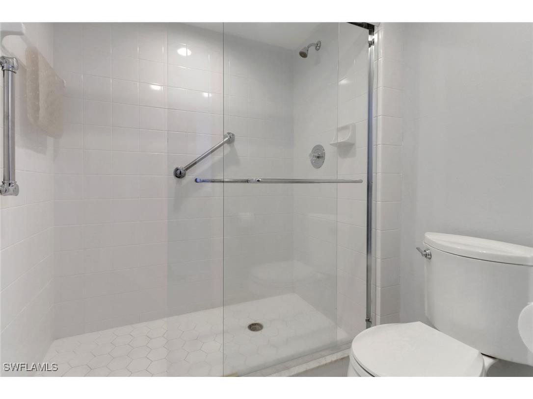 16466 Timberlakes Drive #103 Fort Myers FL 33908 225037667 image14