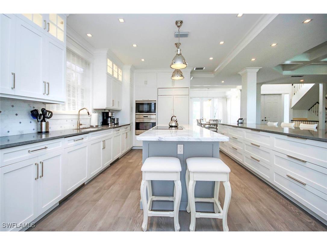 1656 Hibiscus Drive Sanibel FL 33957 225017153 image6