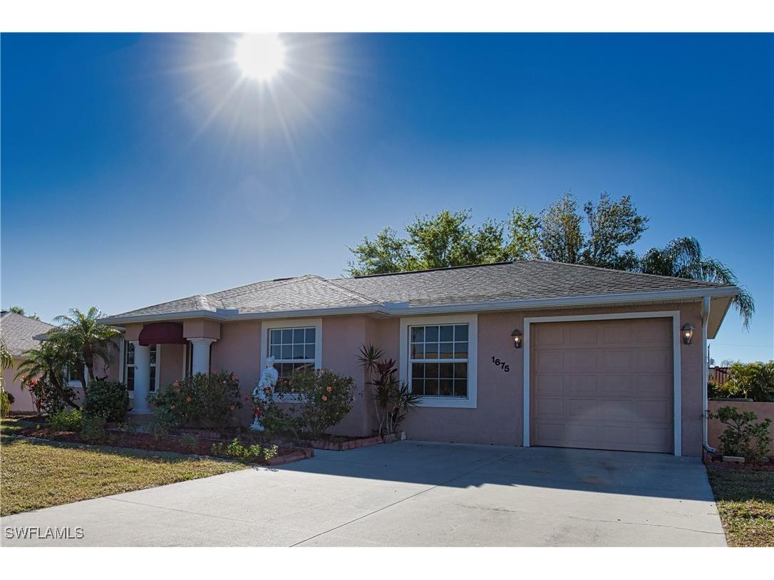 1675 Blue Lake Circle Punta Gorda FL 33983 225030301 image1