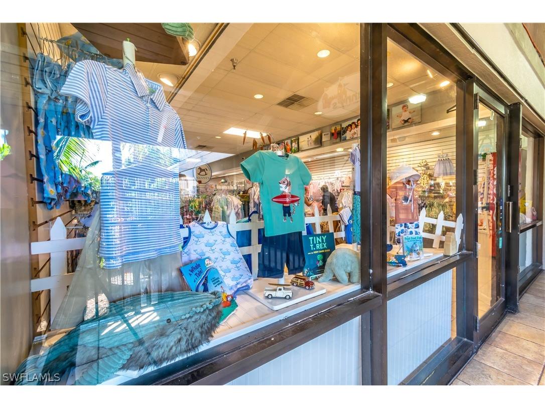 1700 Periwinkle Way SW Sanibel FL 33908 222087589 image1