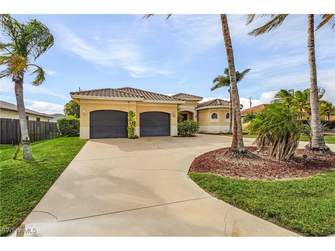 1708 Beach Parkway W Cape Coral FL 33914 225041803 image1