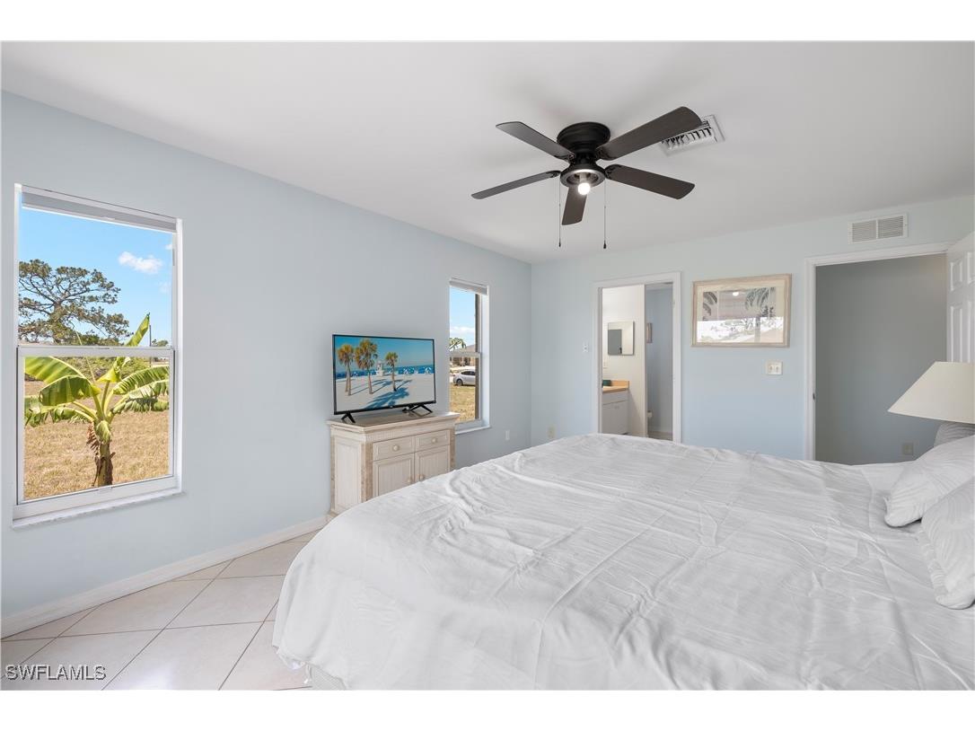 1708 Diplomat Parkway W Cape Coral FL 33993 224080040 image12