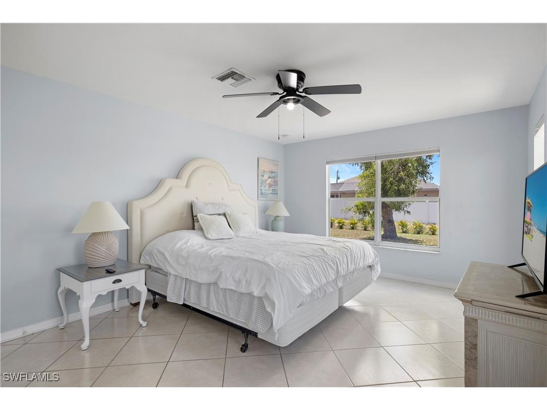 1708 Diplomat Parkway W Cape Coral FL 33993 224080040 image14