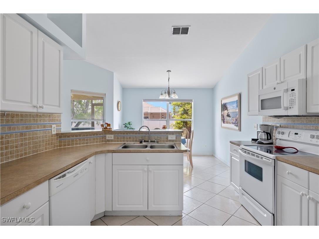 1708 Diplomat Parkway W Cape Coral FL 33993 224080040 image4