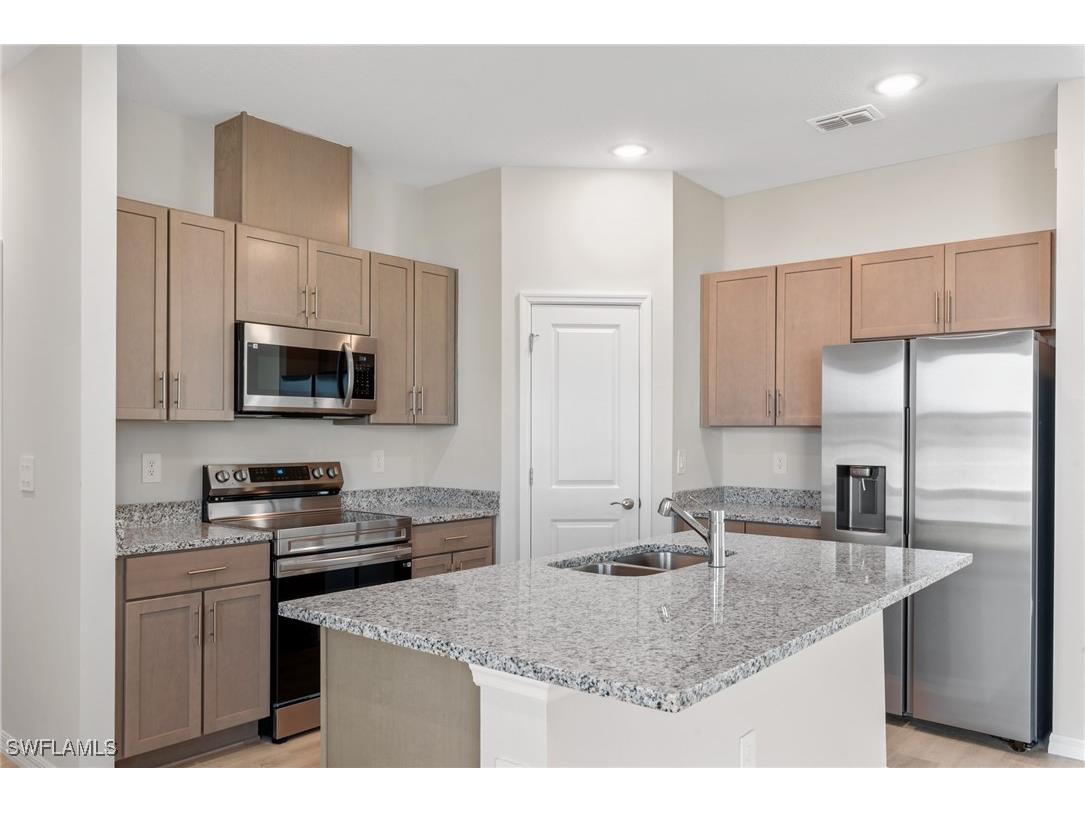 1719 NE 26th Street Cape Coral FL 33909 225047657 image7