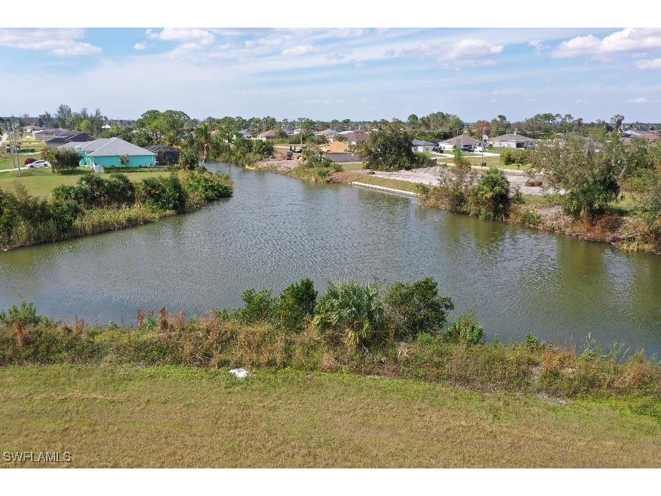 1719 NE 36th Lane Cape Coral FL 33909 224091660 image2