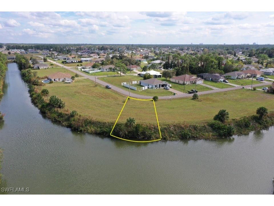 1719 NE 36th Lane Cape Coral FL 33909 224091660 image4