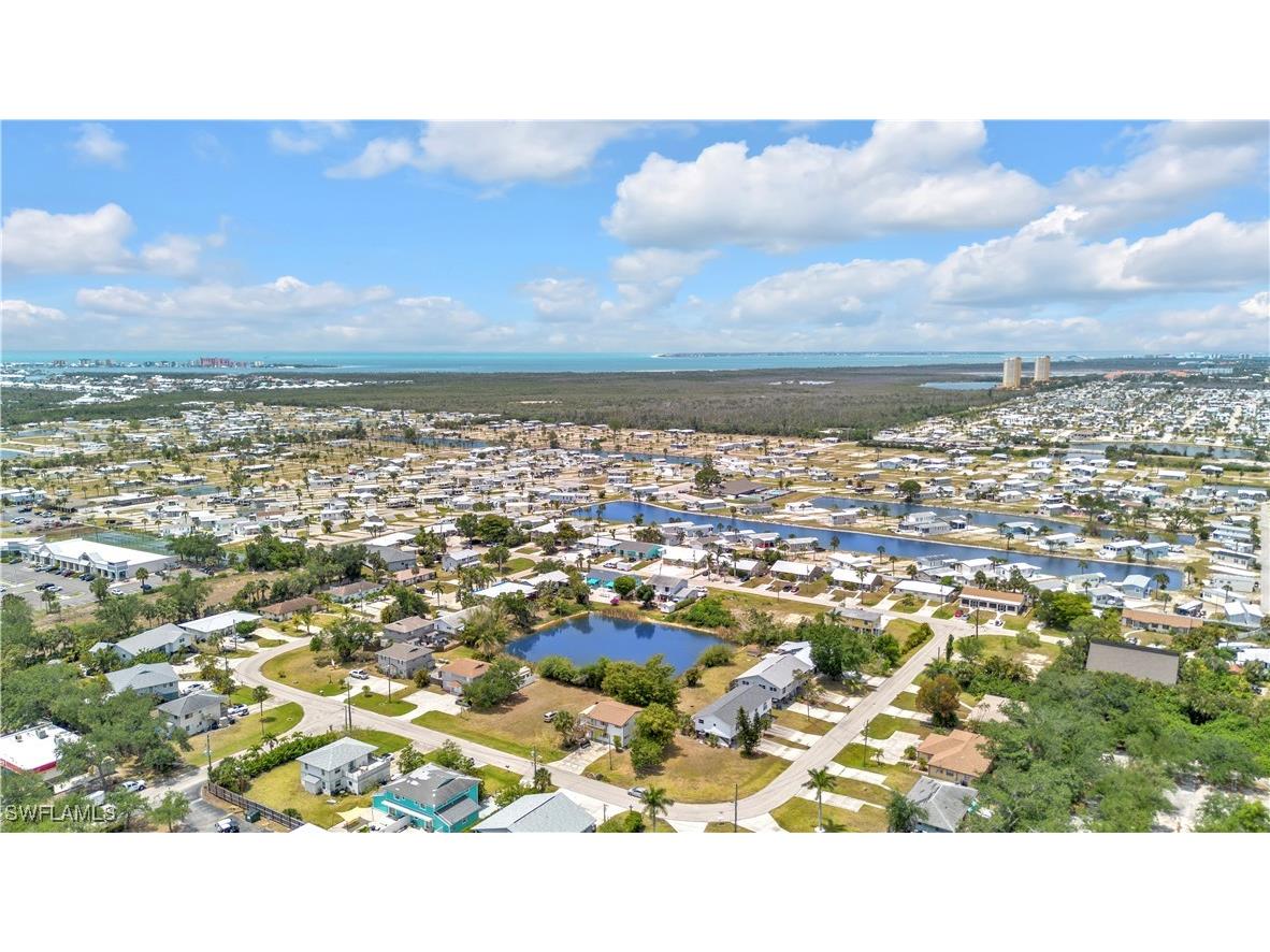 17209/17211 Whitewater Court Fort Myers Beach FL 33931 225044811 image4