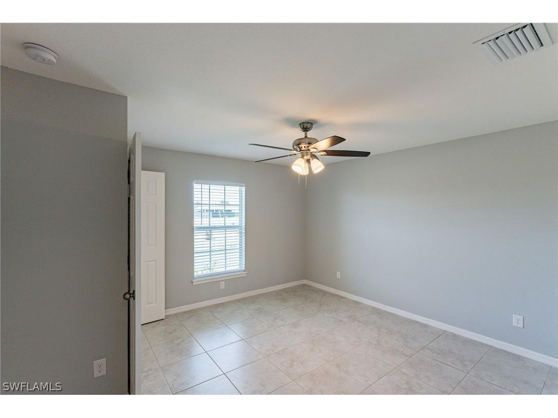 1725 NW 11th Place Cape Coral FL 33993 224034815 image32
