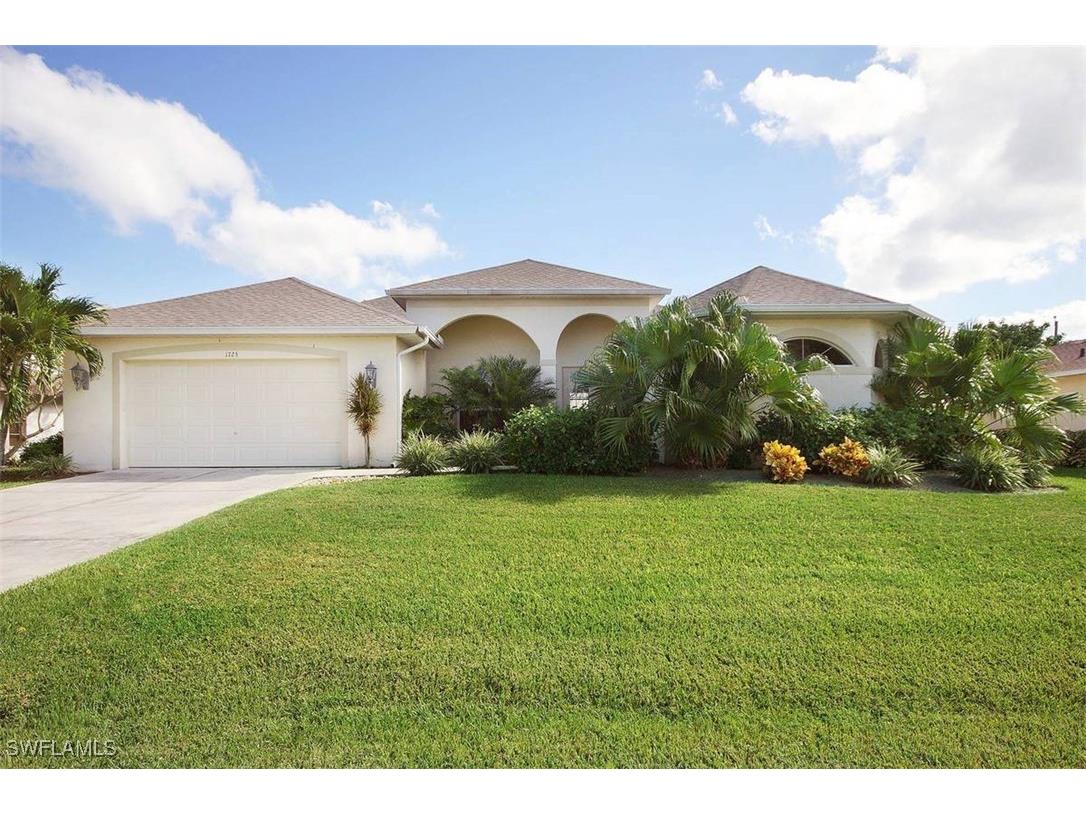1725 SE 10th Place Cape Coral FL 33990 225042584 image1