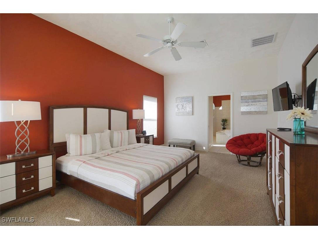 1725 SE 10th Place Cape Coral FL 33990 225042584 image21