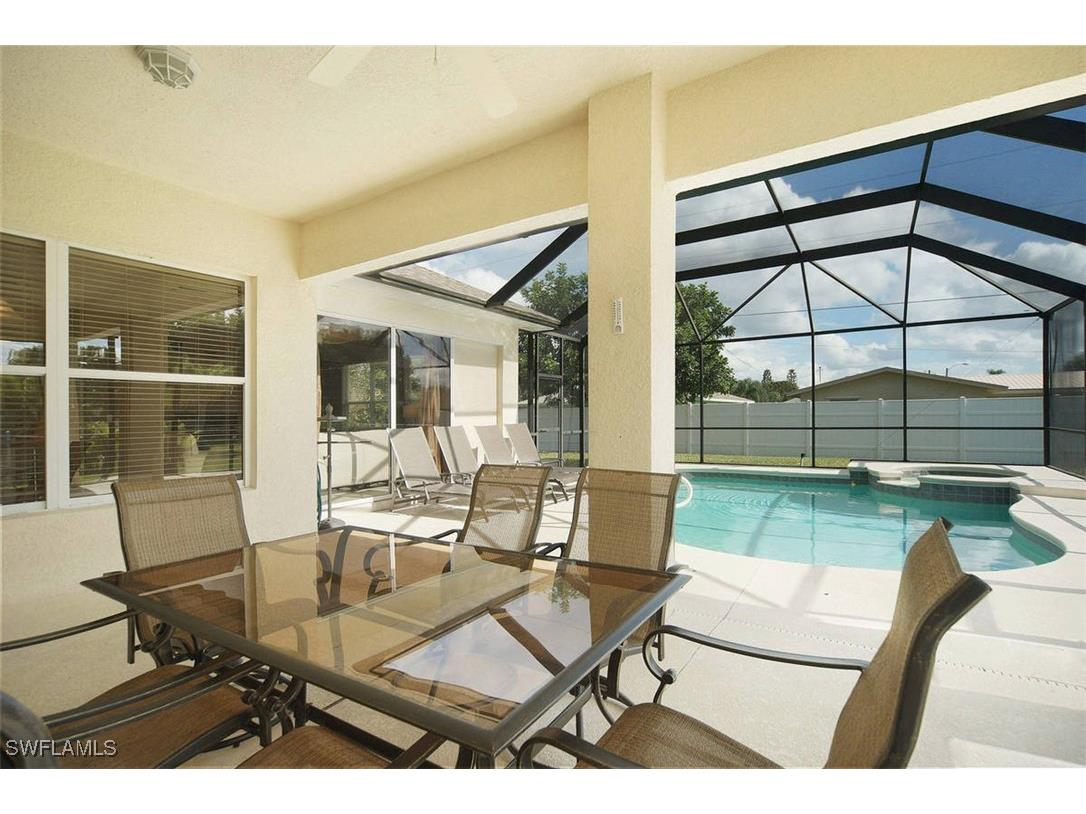 1725 SE 10th Place Cape Coral FL 33990 225042584 image7