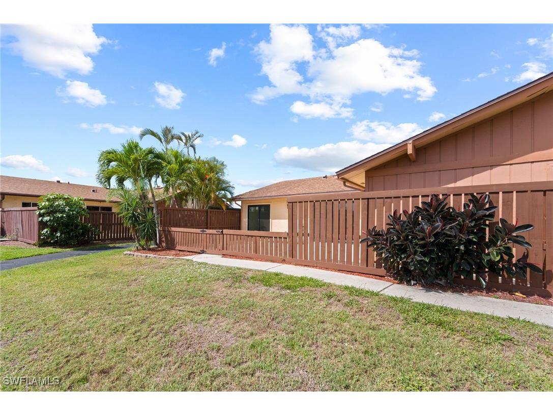 17307 Timber Oak Lane Fort Myers FL 33908 225047453 image3