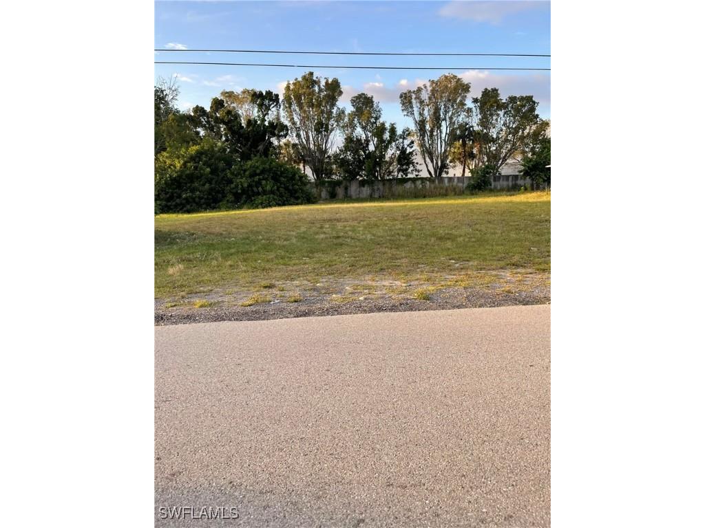 1734 Coral Point Drive Cape Coral FL 33990 224084345 image1