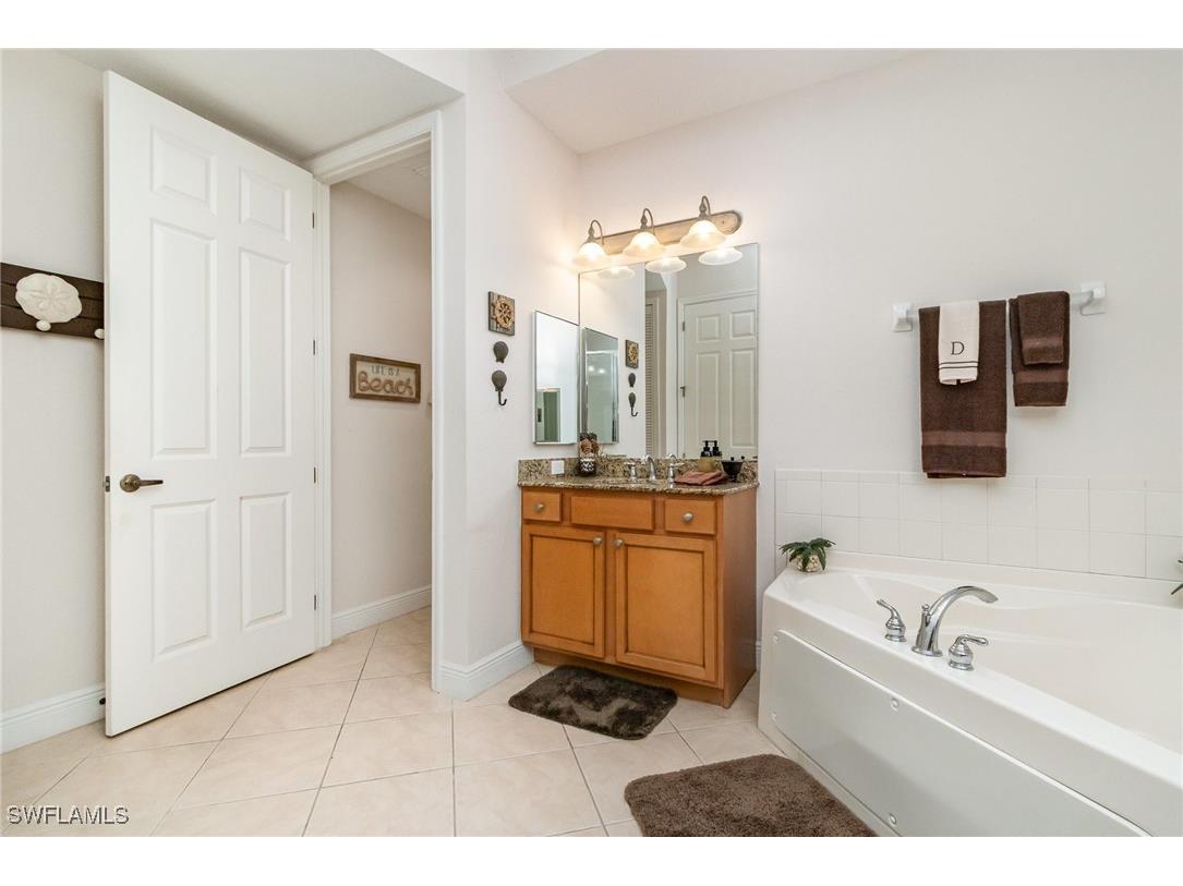 174 Shadroe Cove Circle #1002 Cape Coral FL 33991 225039135 image18