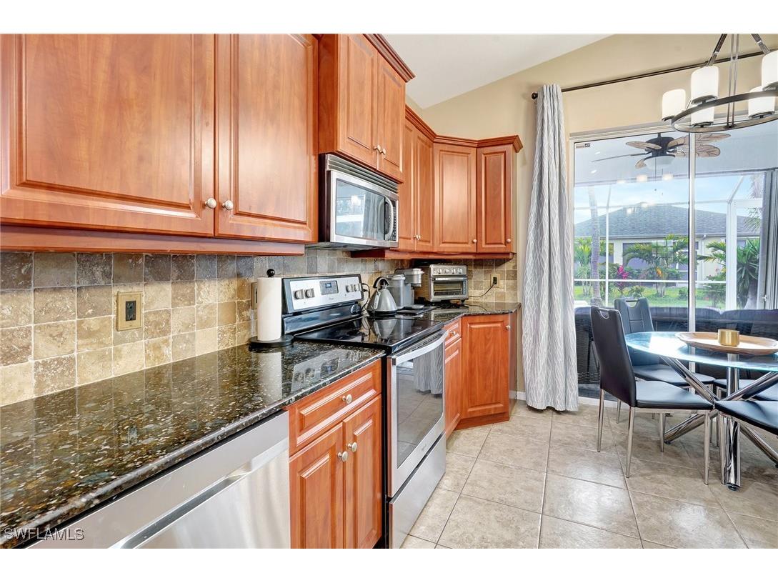 1741 Emerald Cove Circle Cape Coral FL 33991 225015343 image18