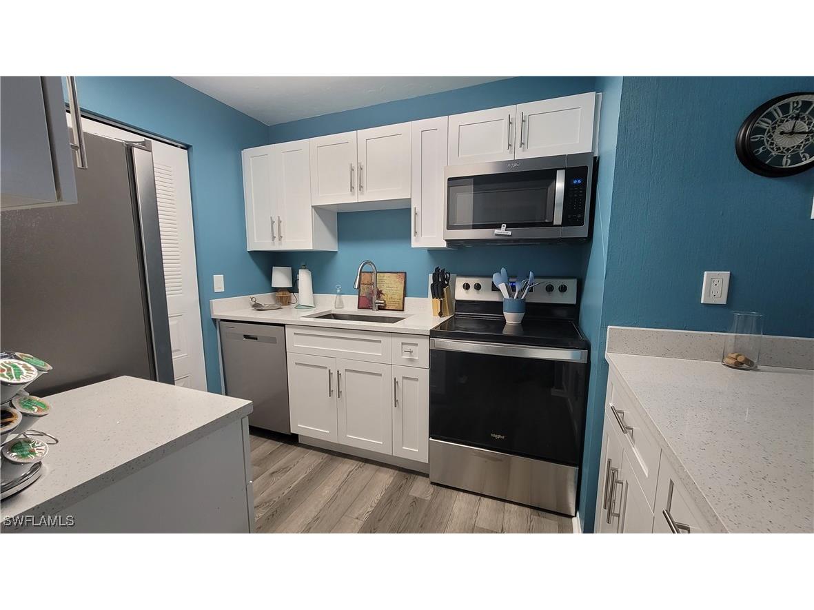 17420 Birchwood Lane #8 Fort Myers FL 33908 225040572 image4