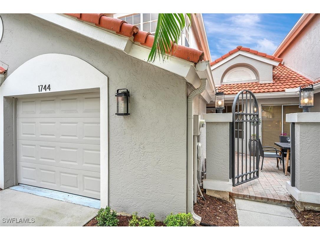 1744 San Bernadino Way Naples FL 34109 225025035 image4