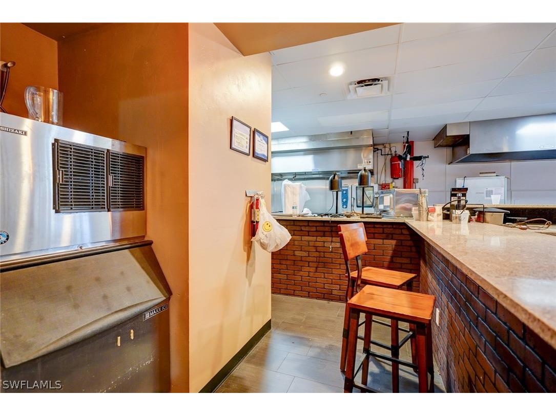 17455 Summerlin Road Fort Myers FL 33908 224047689 image34