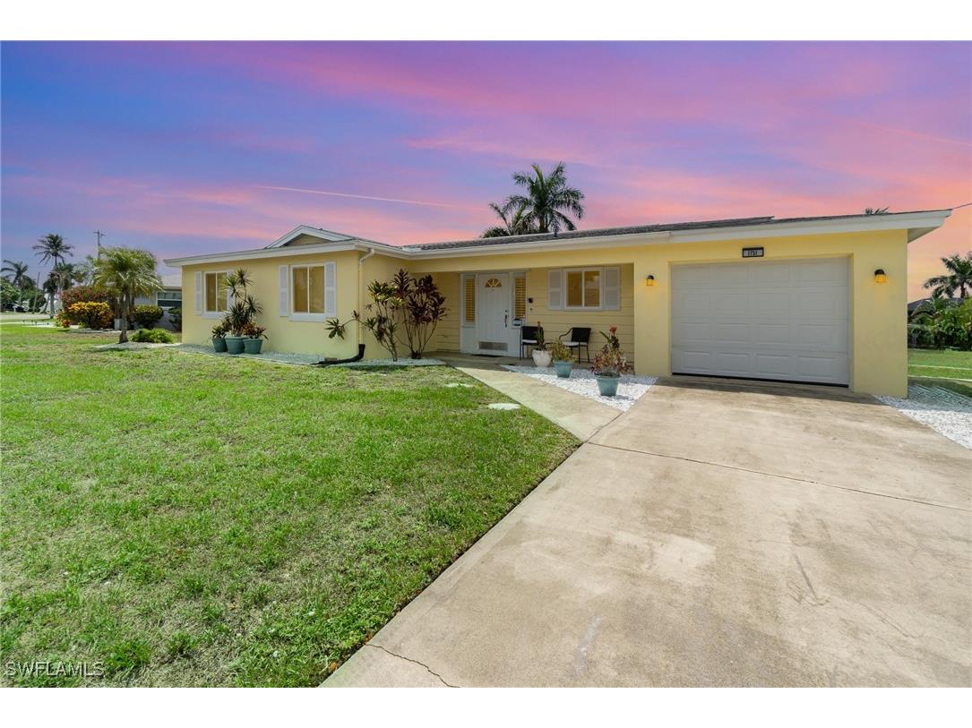 1751 Lakeview Boulevard North Fort Myers FL 33903 225049386 image1
