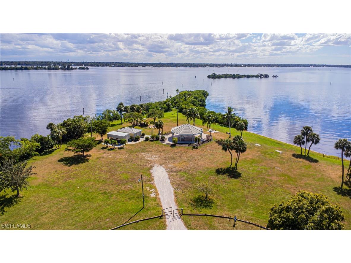 1753 Club House Road North Fort Myers FL 33917 223083607 image24