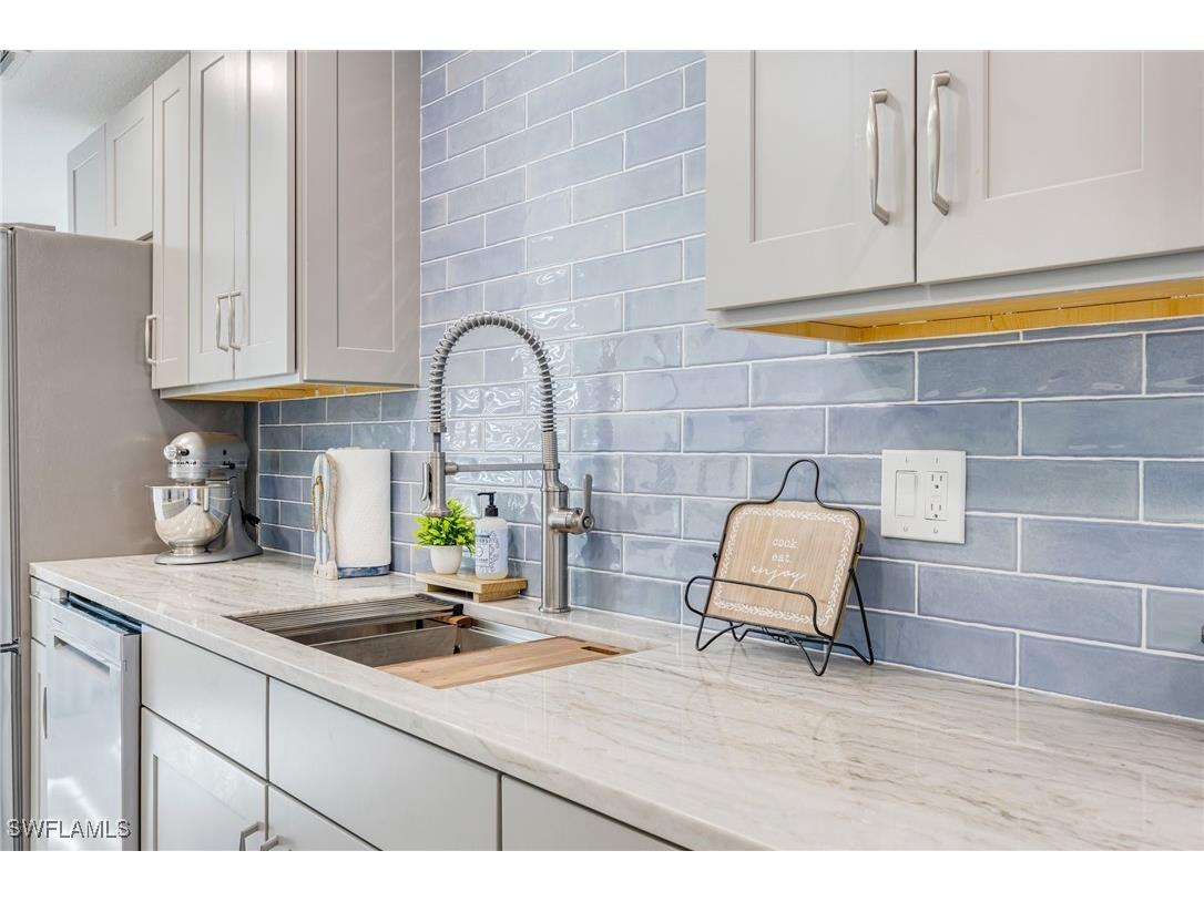 179 Hibiscus Drive Fort Myers Beach FL 33931 225045036 image11