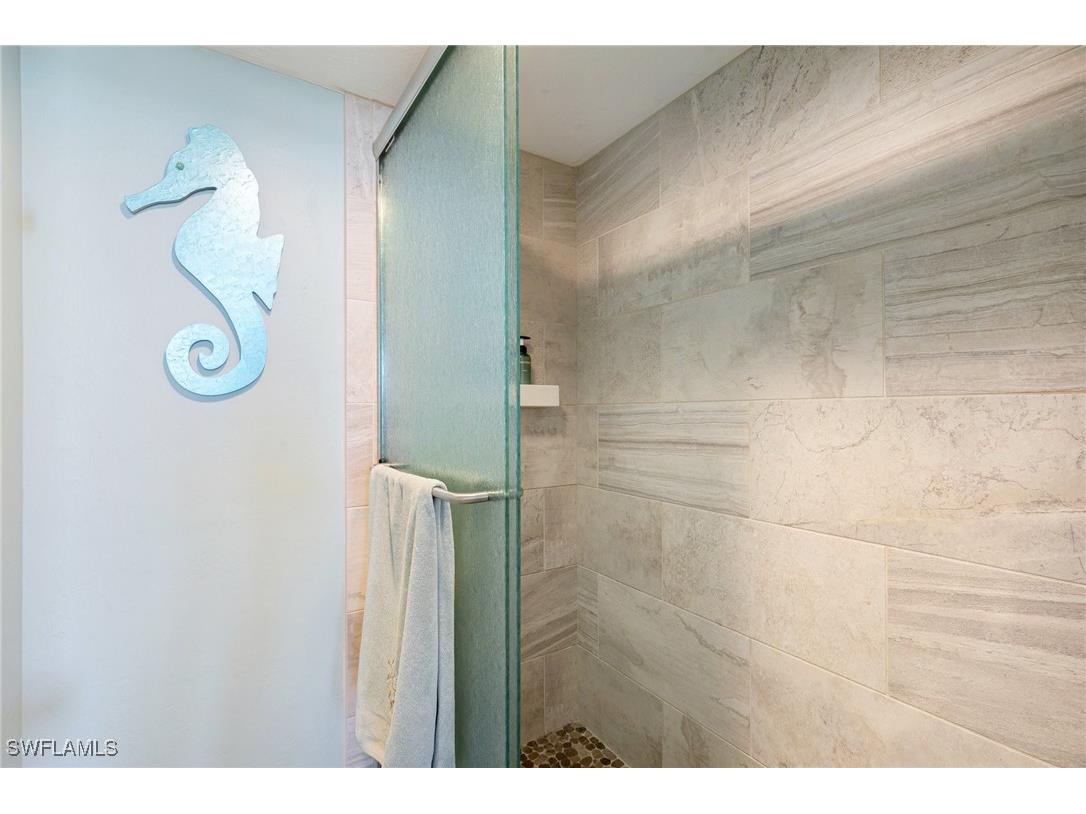 180 Seaview Court #911 Marco Island FL 34145 225018772 image18