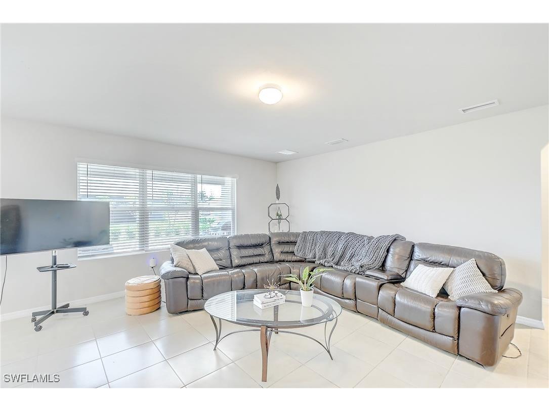 1801 NW 3rd Avenue Cape Coral FL 33993 225043287 image13