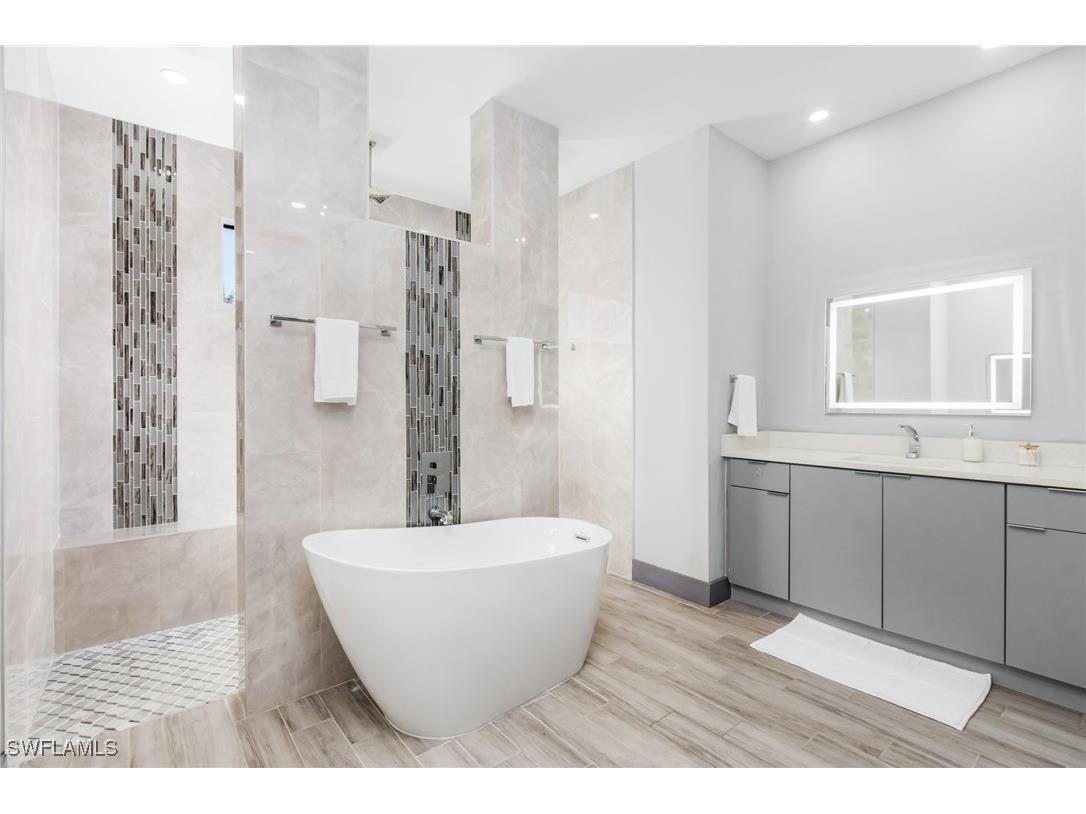 1802 SW 2nd Terrace Cape Coral FL 33991 225027826 image14