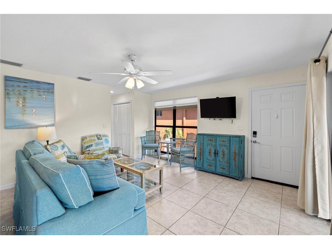 1811 Olde Middle Gulf Drive #1 Sanibel FL 33957 225024793 image2
